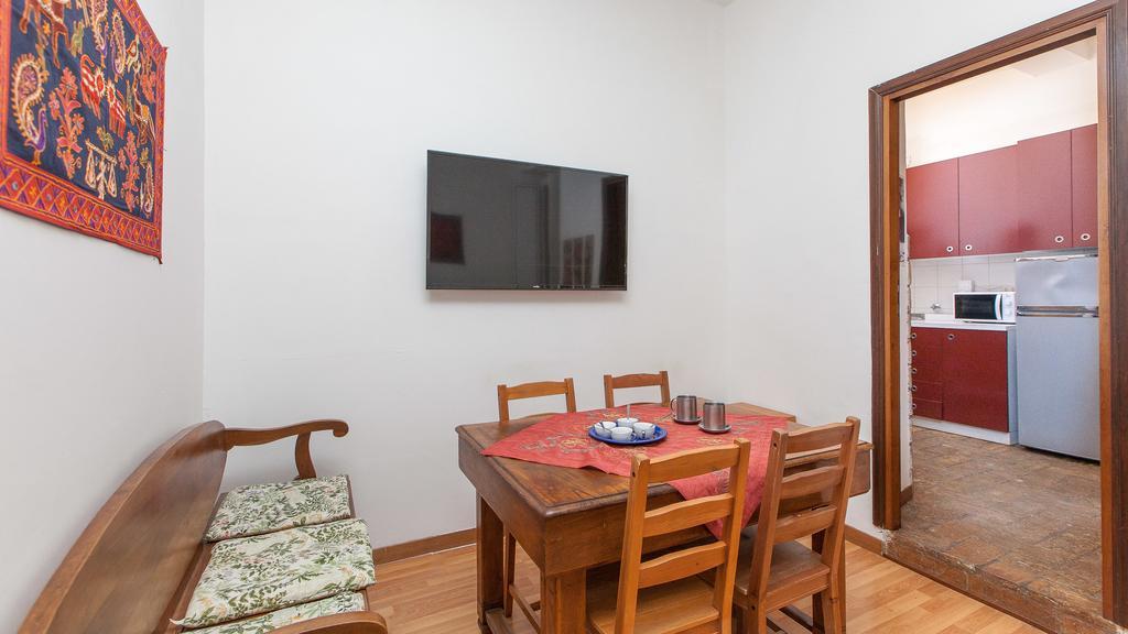 Rental In Rome Santini Apartment Camera foto